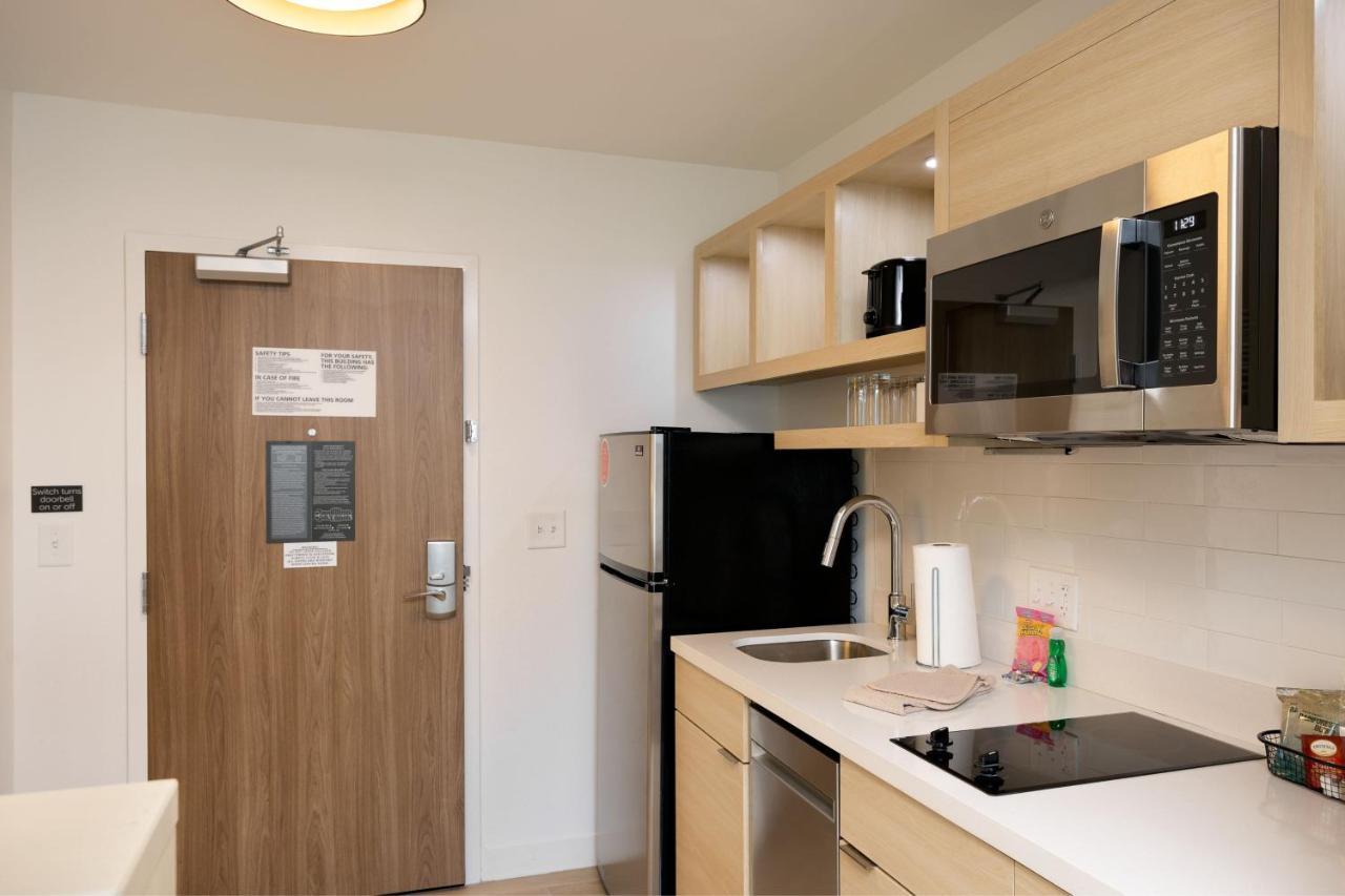 Towneplace Suites By Marriott Canton Riverstone Parkway Buitenkant foto