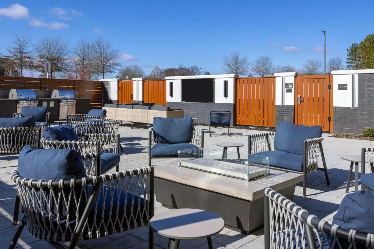 Towneplace Suites By Marriott Canton Riverstone Parkway Buitenkant foto