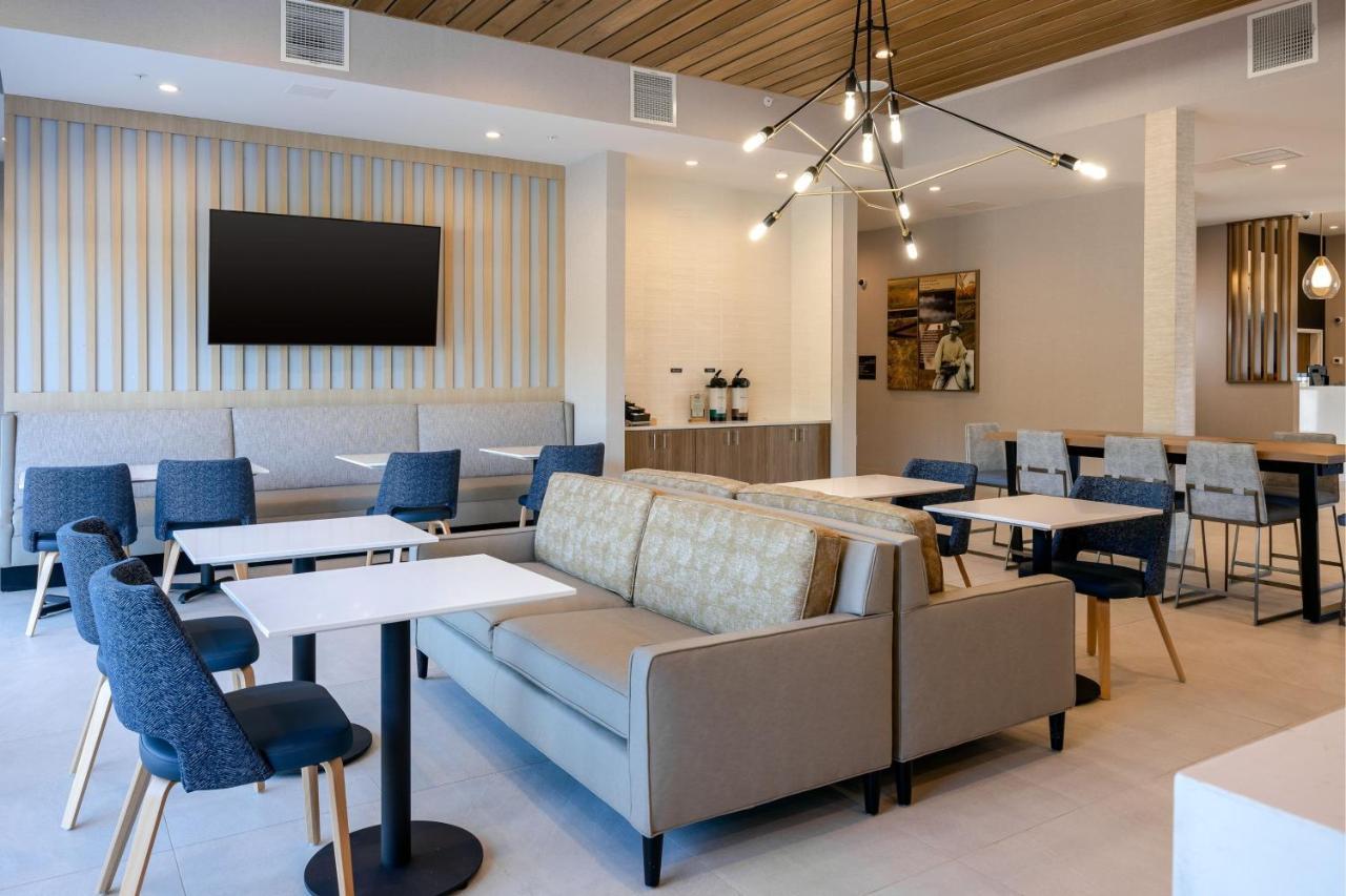 Towneplace Suites By Marriott Canton Riverstone Parkway Buitenkant foto