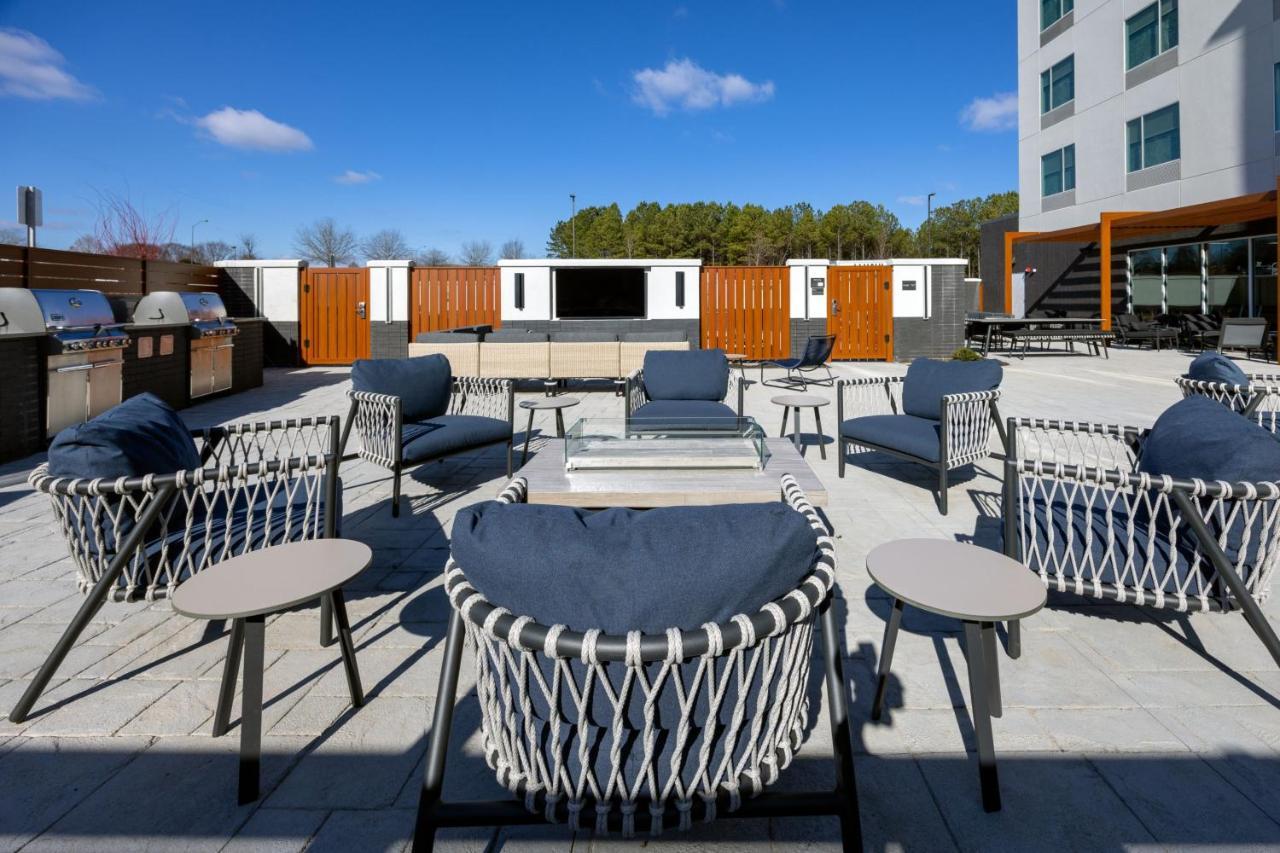 Towneplace Suites By Marriott Canton Riverstone Parkway Buitenkant foto